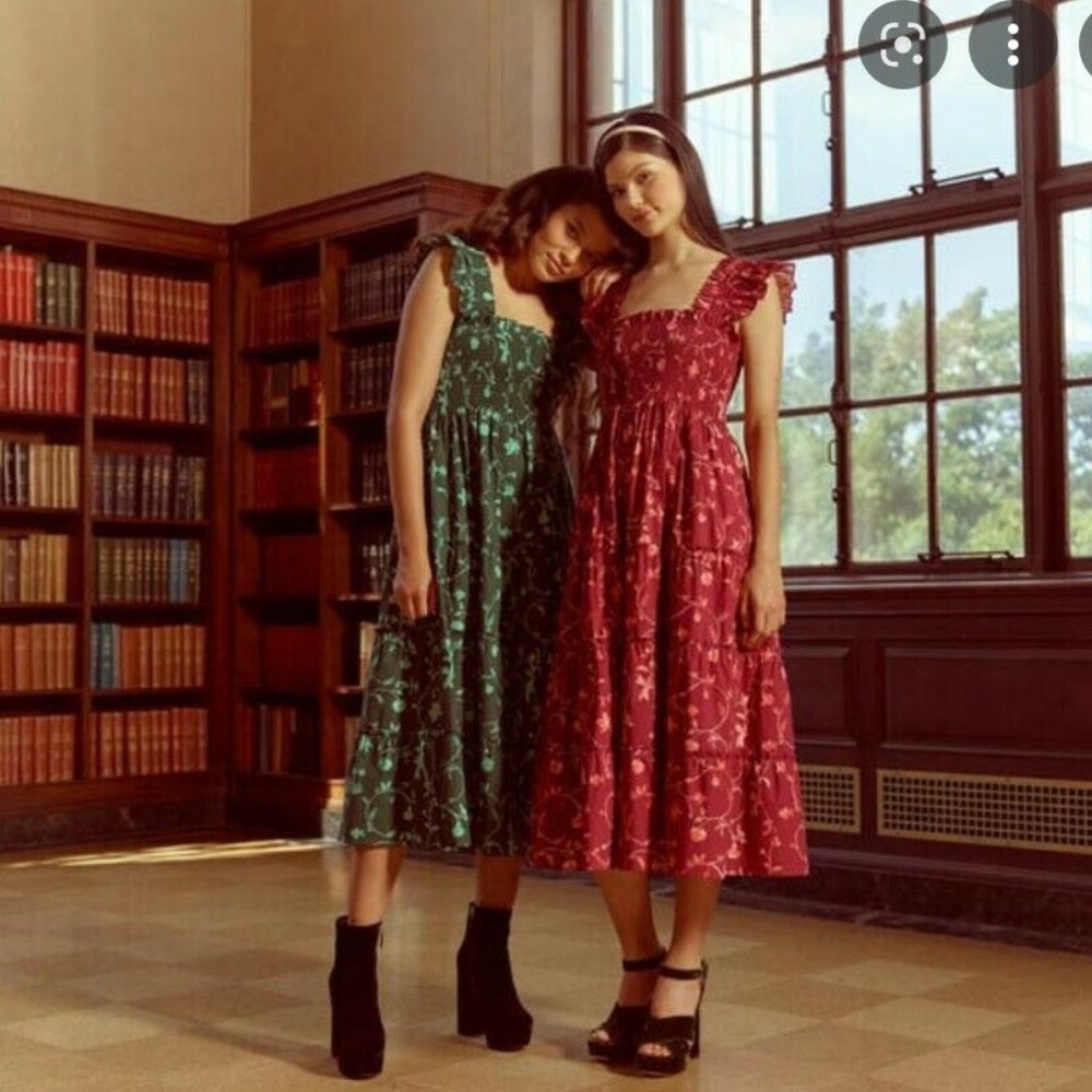 Hill House Home The Nap Dress 'Ellie" XS Burgundy Botanical Poplin